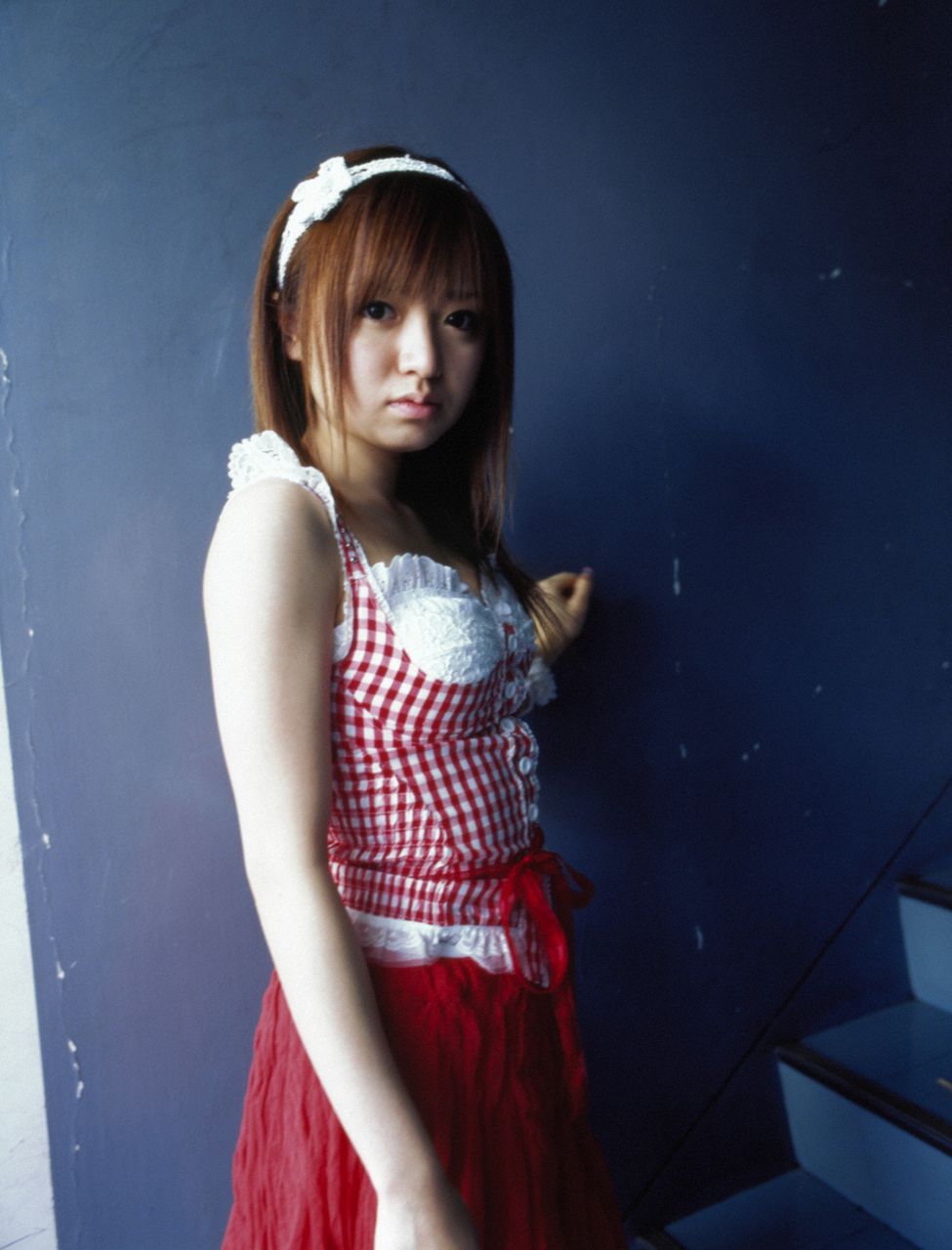 Asami Konno Page 3 No.083778