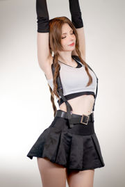 [Net Red COSER Photo] Молочный персик - Aerith Tifa Swap