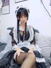 美少女COSER萌芽兒o0 《透明女僕》